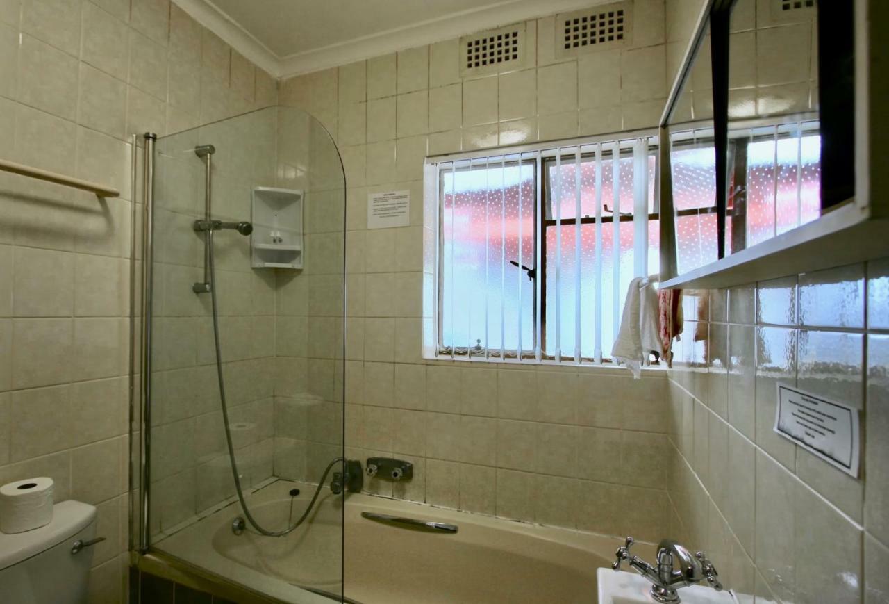 Clouds Guest House Durbanville Exterior photo